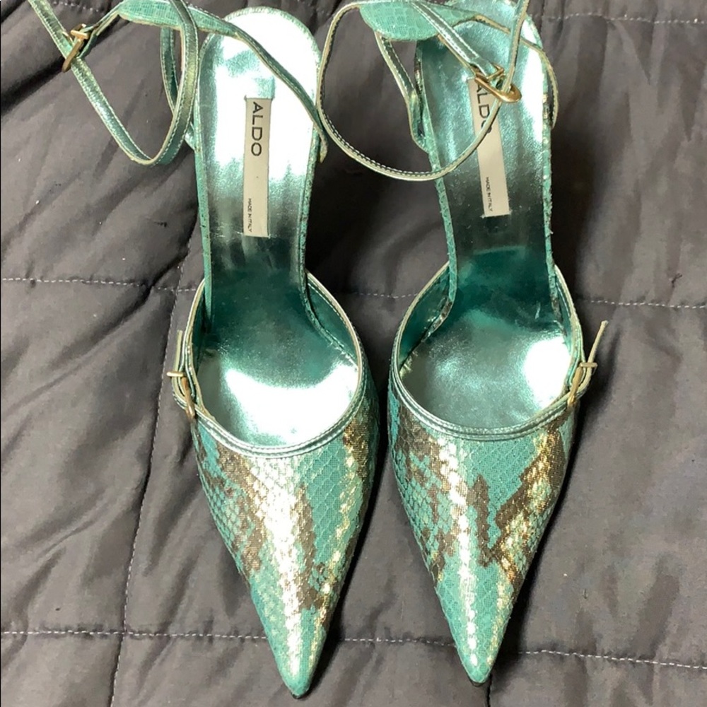 Faux snake skin turquoise